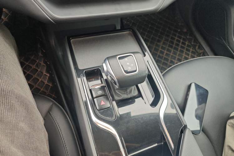 Used Hongqi E-QM5 2021 Online Booking Charging T3 Edition 5-Seater Gear Lever