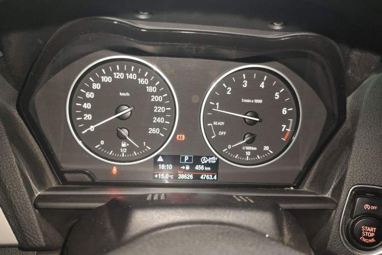 Used BMW 2 Series 2015 220i Convertible Coupe Leading Model
