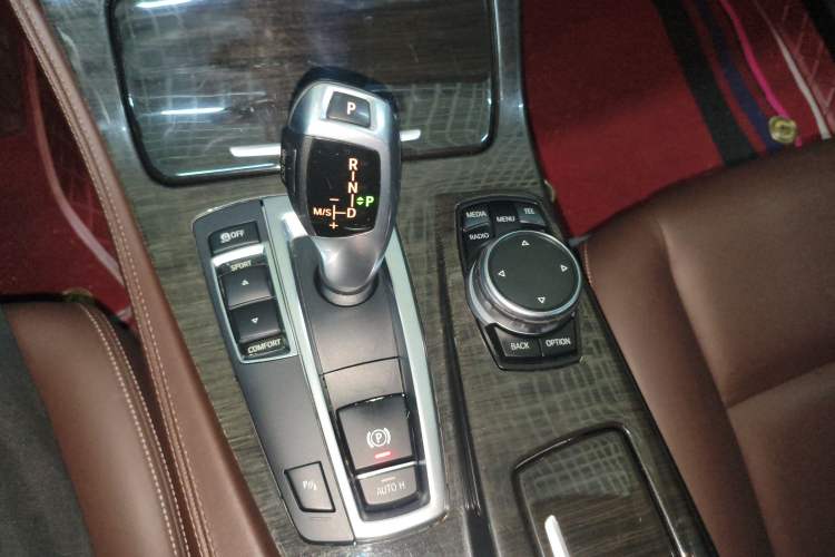 Used BMW 5 Series 2017 525Li Luxury Design Package
