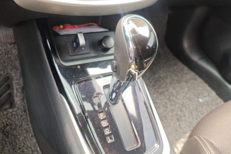 Used Nissan Tiida 2021 1.6L CVT Smart Drive Edition Gear Lever