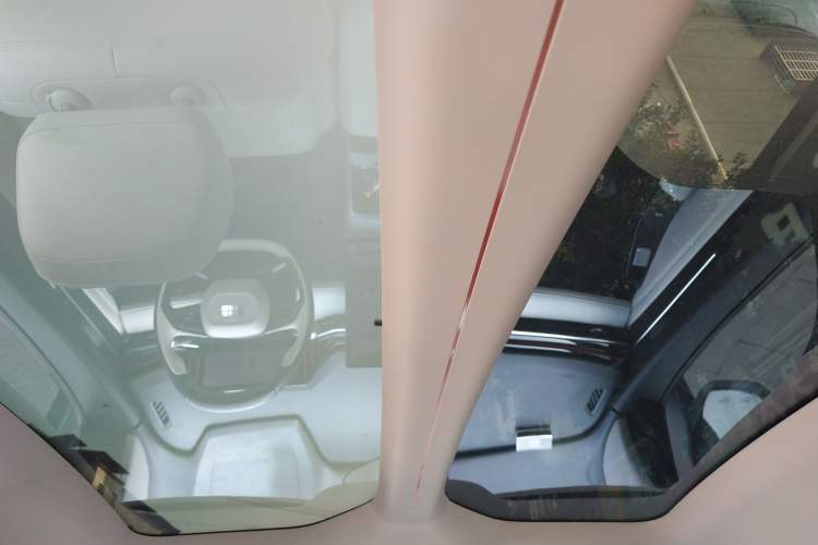 Used Geely Galaxy L6 2023 125km Starship
