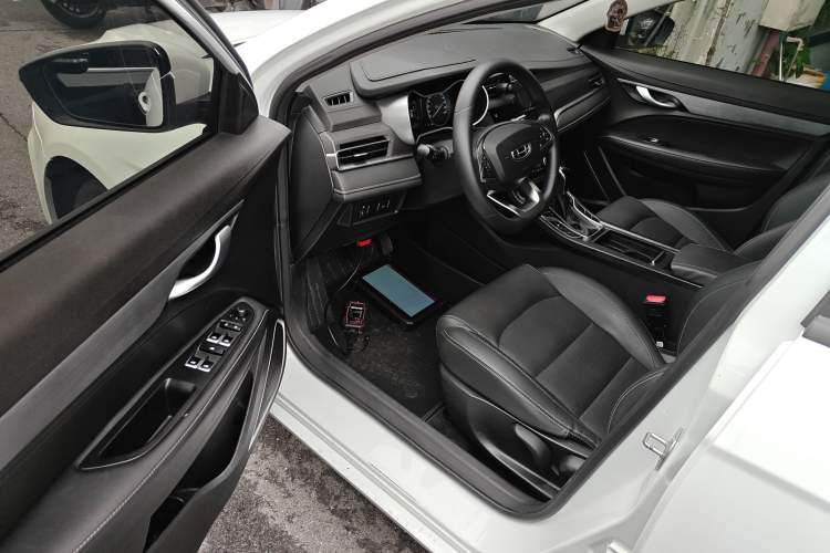 Used Geely Auto Emgrand 2021 UP 1.5L CVT Luxury Model Driver Seat