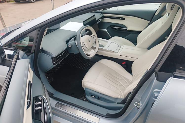 Used Hyptec GT 2023 560 Rear-Drive Tech Edition