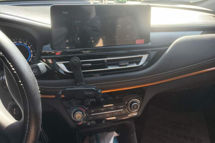 Used Changan Eado DT 2019 1.6L Manual Comfort Model China VI Standard
