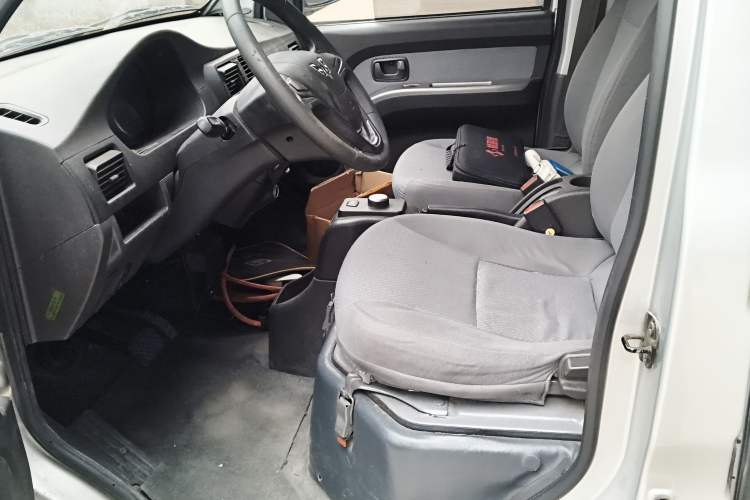 Used Wuling Rongguang EV 2020 Basic Version 7-Seater 300 km
