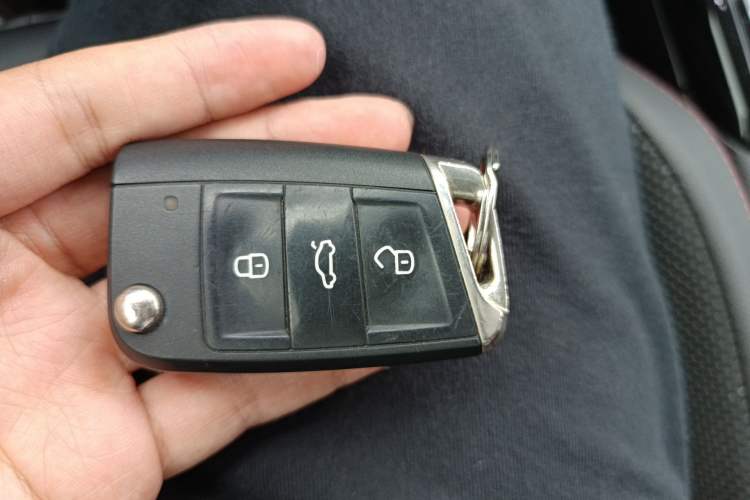 Used Volkswagen Tayron 2019 330TSI Two-Wheel Drive Luxury Model China VI Standard