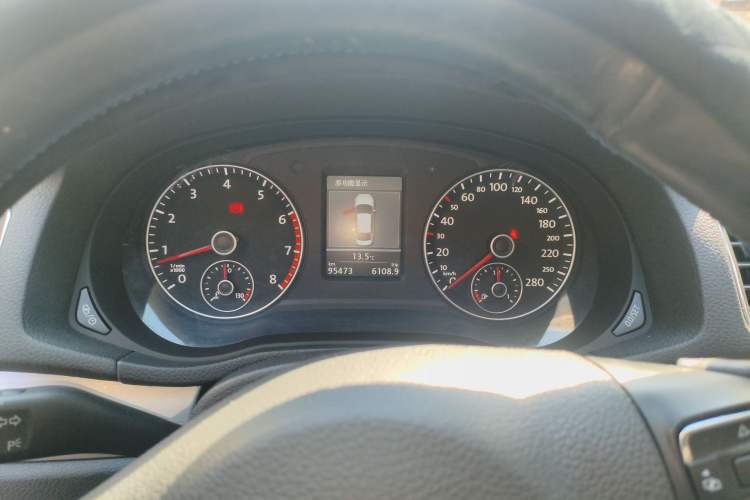 Used Volkswagen Passat 2014 1.8TSI DSG Prestige Navigation Edition Instrument Cluster