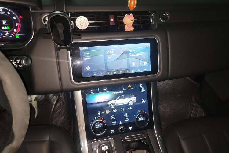 Used Land Rover Range Sport 2021 3.0 L6 SE
