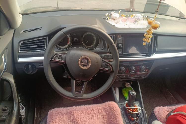 Used Skoda Kamiq 2018 1.5L Automatic Comfort Edition China VI Standard Steering Wheel