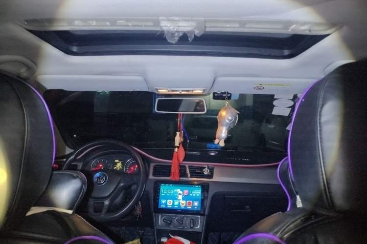 Used Volkswagen Santana 2015 Haval H9 1.6L Manual Comfort Edition Headliner