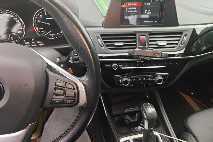 Used BMW 1 Series 2018 118i Sport Edition Audio And AC Panel