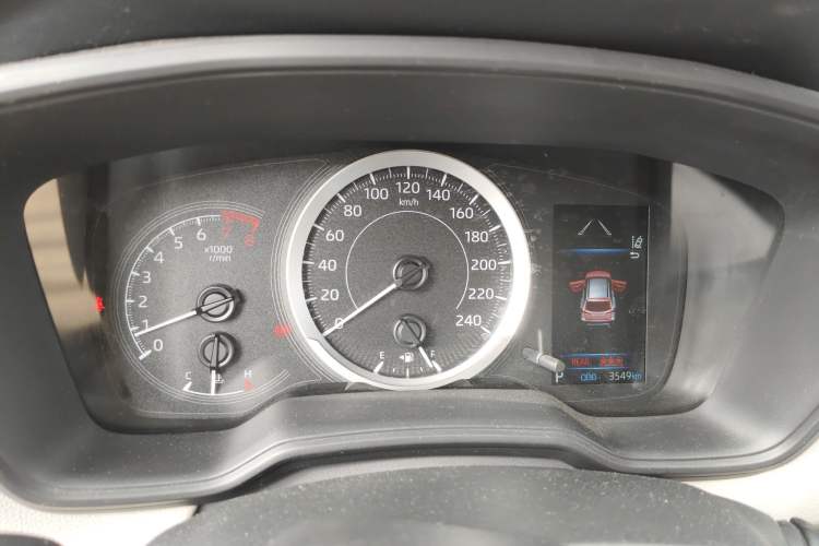 Used Toyota FRONTLANDER 2022 2.0L CVT Leading Edition