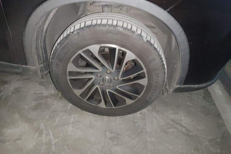 Used GAC Trumpchi GS4 2015 200T Manual Luxury Edition Right Front Wheel Hub