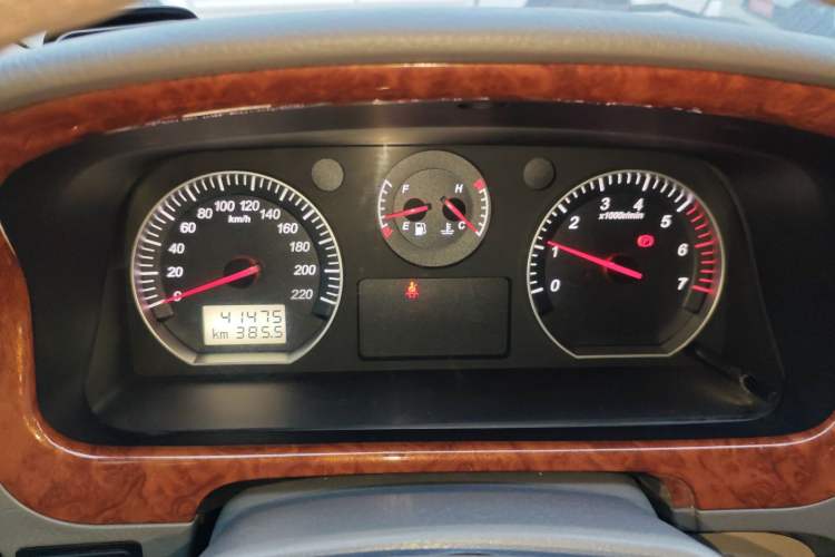 Used Foton Scenic G5 2020 2.0L Long-Wheelbase Flat-Roof 9-Seater Multi-Purpose Passenger Vehicle 1TZS
