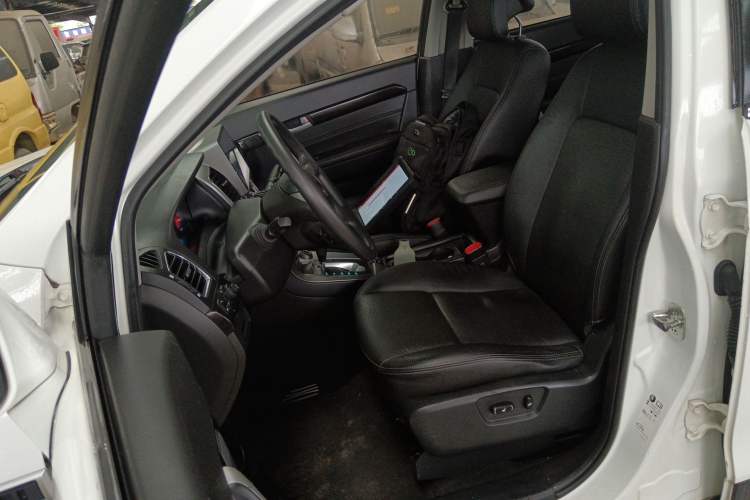 Used Chevrolet Captiva 2014 2.4L Two-Wheel Drive Urban Version 7 Seats