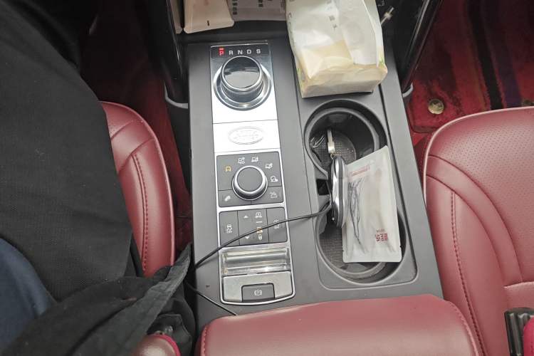 Used Land Rover Discovery 2018 3.0 SC V6 SE