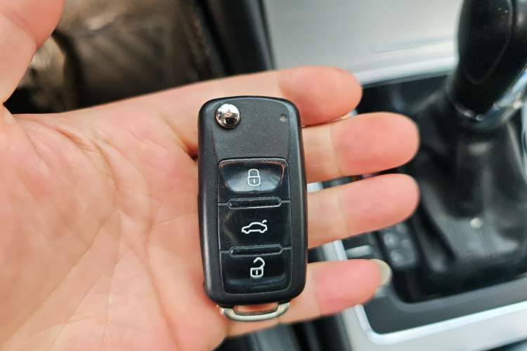 Used Volkswagen Passat 2013 2.0 TSI DSG Prestige Edition Vehicle Key