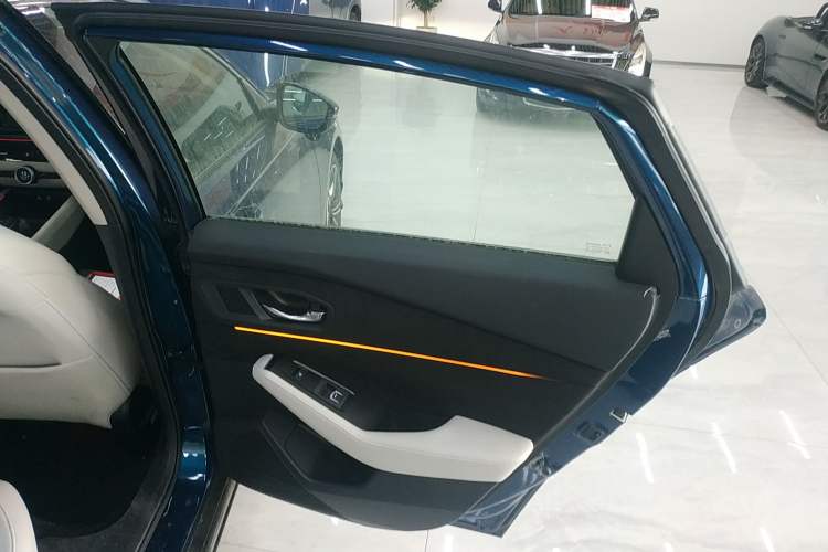 Used Honda Accord New Energy 2023 2.0L ePHEV Flagship Edition
