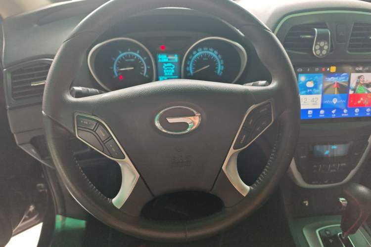 Used GAC Trumpchi GS5 2014 2.0L Automatic Two-Wheel Drive Anniversary Value Edition