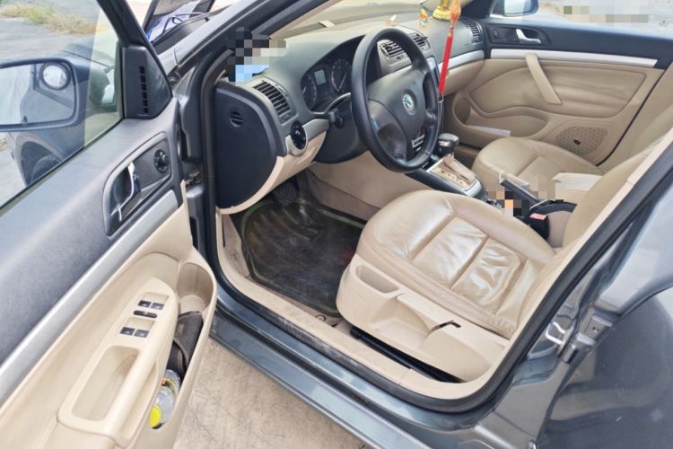 Used Skoda Octavia 2007 1.8T Automatic Elegance Edition Driver Seat