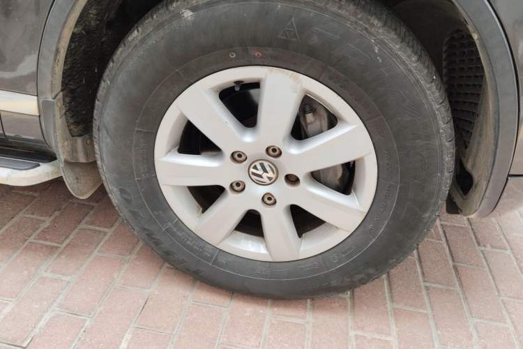 Used Volkswagen Touareg 2011 3.0 TDI Diesel Standard Version