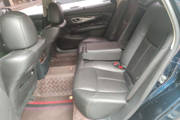 Used Infiniti Q70 2017 Q70L 2.5L Enjoyment Edition
