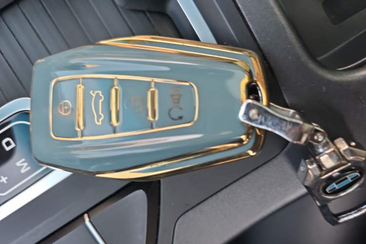 Used Geely Auto Emgrand GL 2021 UP 1.4T CVT Leading Edition