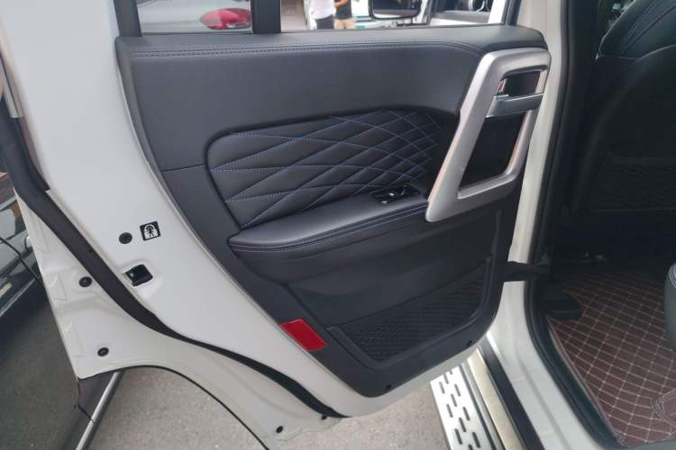 Used BAIC Off-Road BJ40 2024 2.0D Blade Hero Glory Edition