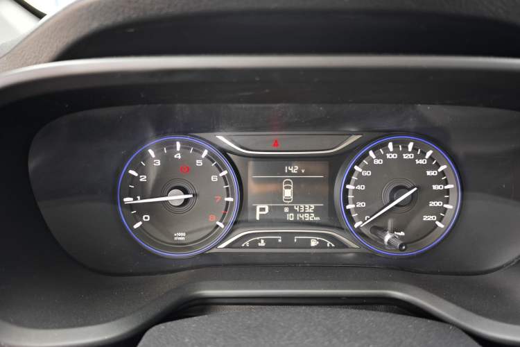 Used GAC Trumpchi GS3 2017 150N Automatic Elite Edition Instrument Cluster