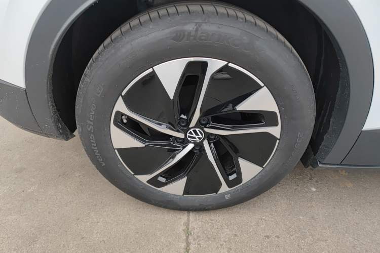 Used Volkswagen ID.4 CROZZ 2026 Model Pure Enjoyment Edition PURE