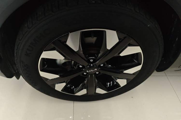 Used Kia Sportage (Chinese Domestic Model) 2023 2.0T Two-Wheel-Drive Prestige Edition
