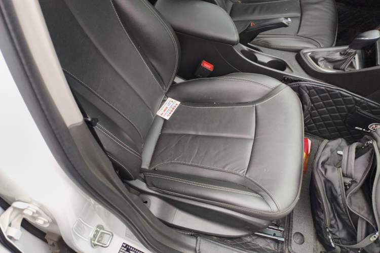 Used Buick GT 2019 18T Automatic Connected Elite Model China VI Standard Right Front Seat