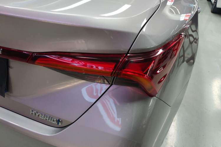 Used Toyota Avalon 2023 Dual-Engine 2.5L Luxury Edition
