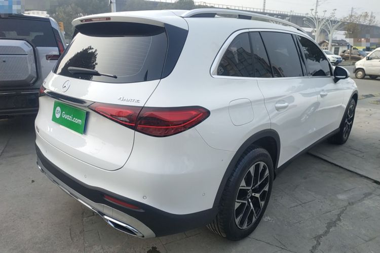 Used Mercedes-Benz GLC 2023 Facelift GLC 260 L 4MATIC Dynamic Version 5 Seats