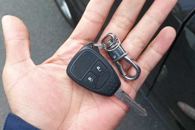 Used Jeep Patriot 2014 2.4L Sport Edition Vehicle Key