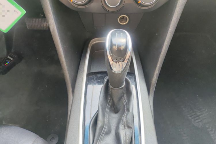 Used Chevrolet Cavalier 2016 1.5L Automatic Enjoyment Edition Gear Lever