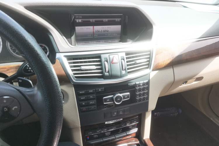 Used Mercedes-Benz E-Class 2013 E 260 L CGI Elegant Model