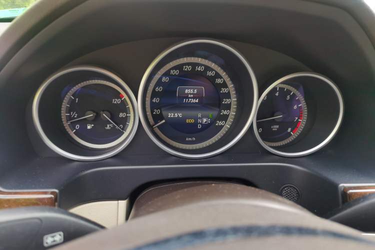 Used Mercedes-Benz E-Class 2015 Facelift E 200 L Instrument Cluster