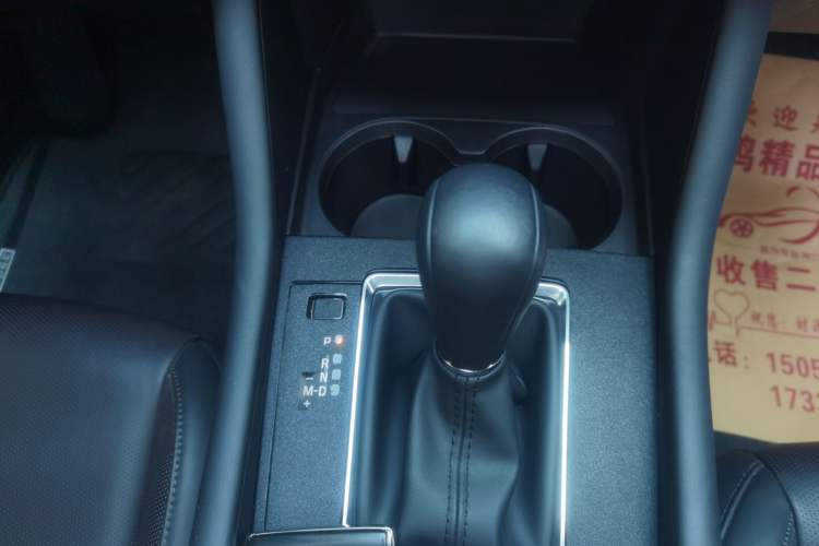 Used Mazda 3 Axela 2023 2.0L Automatic Zhiya Edition Gear Lever