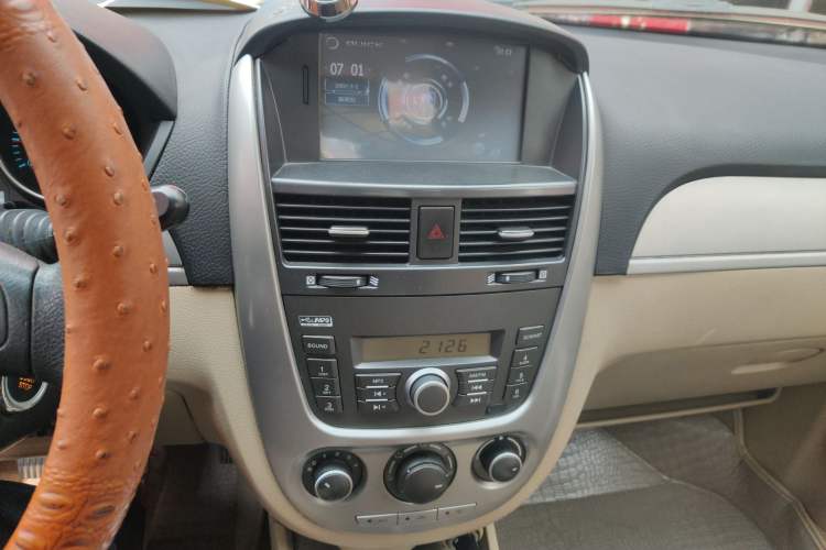 Used Buick Excelle 2011 1.6 LX-MT