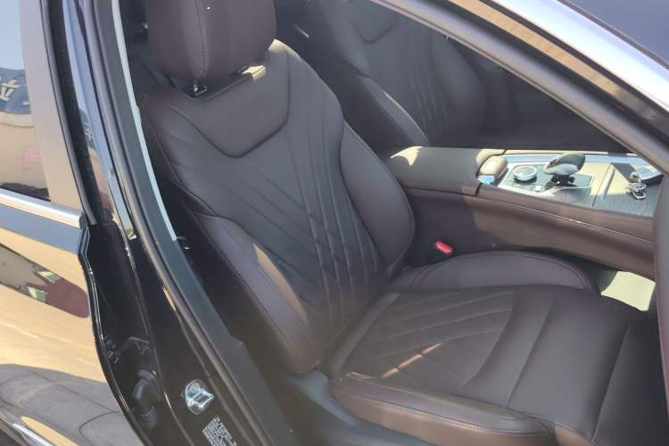 Used Chery Tiggo 8 PRO 2024 Champion Edition 290T Two-Wheel Drive Peak Version 7 Seats Right Front Seat