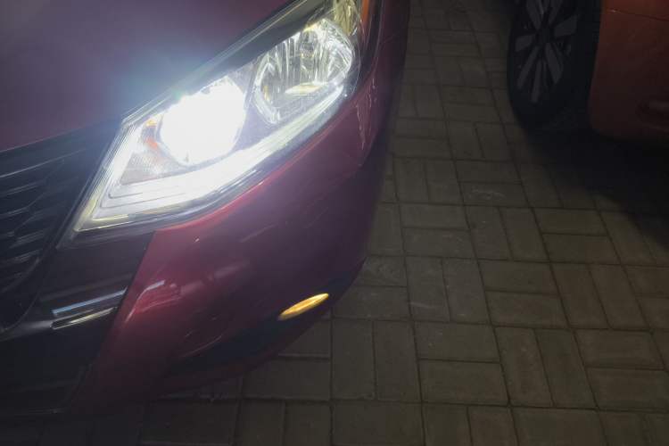 Used Nissan Tiida 2016 1.6L CVT Cool Dynamic Edition Left Front Headlight