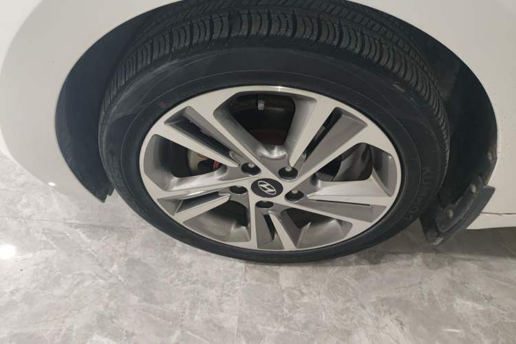 Used Hyundai Elantra (6th Generation / Lingdong) 2016 1.6L Automatic ZhiXuan – Elite Version
