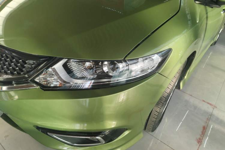 Used Honda Jade 2014 1.8L CVT Luxury Edition 5 seats
