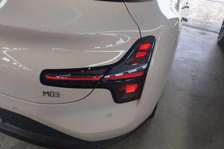 Used XPeng MONA M03 2024 620 with Ultra-Long Range Exterior 3