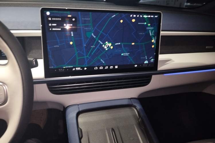 Used XPeng G6 2023 580 Long-Range Max Audio And AC Panel