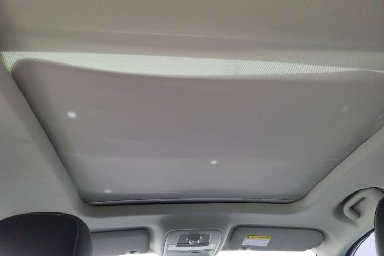 Used Roewe RX5 2020 20T Automatic 4G Connected Million Edition Headliner