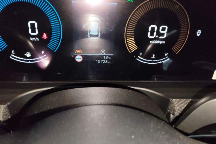 Used Hyundai Tucson 2025 Tucson L 1.5T Elite Edition N-Line Odometer Close Up