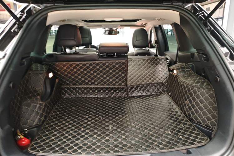 Used Jeep Cherokee 2017 2.0L Superior Edition