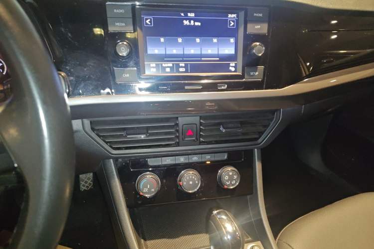 Used Volkswagen Bora 2020 1.5L Automatic Comfort Model Audio And AC Panel